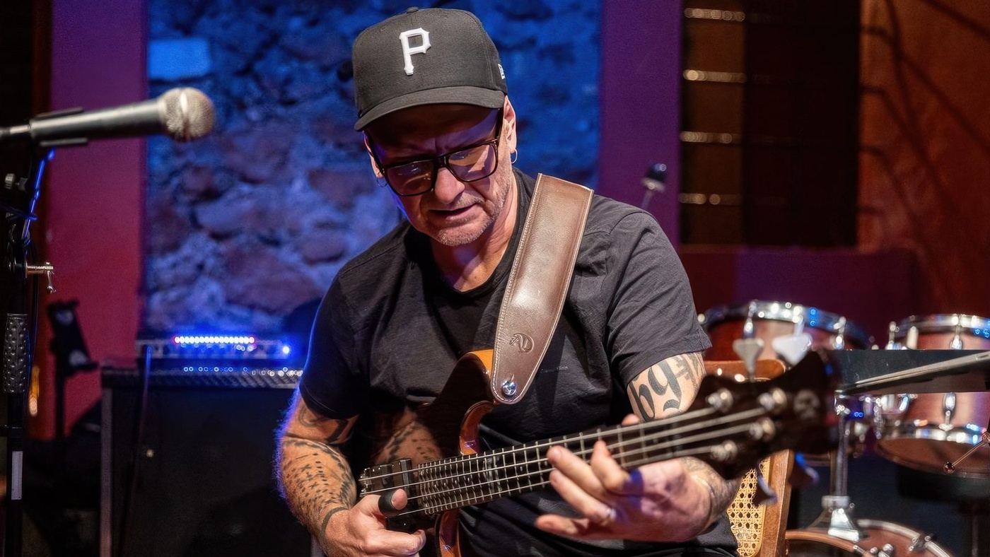 Wojtek Pilichowski "Slap jazz"