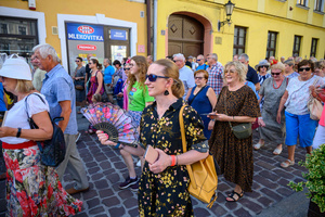 Starówka Jazz Festival - 14.07.2023 - Parada nowoorleańska. Muzycy wraz z publicznością.