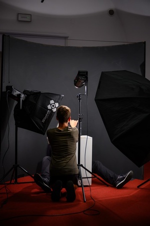 Warsztaty fotografii otworkowej - Wykonywanie zdjęcia aparatem otworkowym.