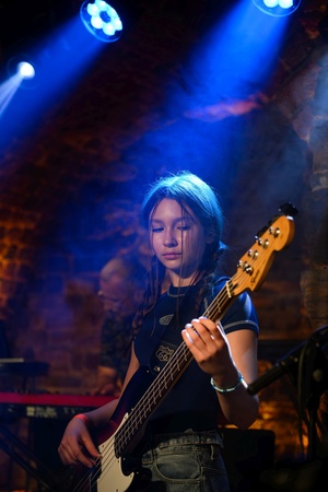 Koncert S.M.Rock - 14.03.2023 - Scena S.M.Rock w akcji - Występ supportu - rodziny Stasiczaków.