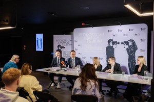 39 TNF: Konferencja prasowa - Organizatorzy 39. TNF z udziałem prezydenta Tarnowa opowiadają o festiwalu przedstawicielom mediów