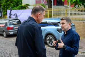 39. TNF: Dzień 8 (6.06.2025) - Przed Marzeniem dyrektor TCK Tomasz Kapturkiewicz w rozmowie z dyrektorem artystycznym 39. TNF Kubą Armatą