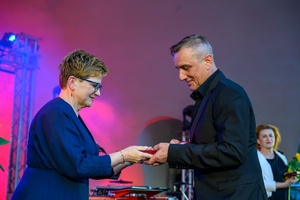 ZDEARZENIA 2025: Gala Kultury i Stypendiów | Koncert Zosi Karbowiak