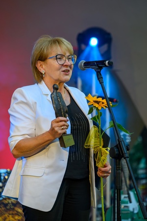 ZDEARZENIA 2025: Gala Kultury i Stypendiów | Koncert Zosi Karbowiak