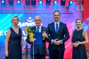 ZDEARZENIA 2025: Gala Kultury i Stypendiów | Koncert Zosi Karbowiak