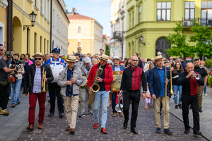 Starówka Jazz Festival 2025 - Koncert I - Parada nowoorleańska ulicami Tarnowa.