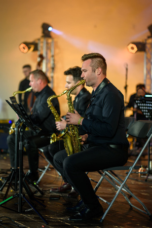 Starówka Jazz Festival 2025 - Koncert I - Na scenie tarnowskiego amfiteatru Rhythm Kings Big Band