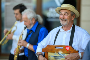 Starówka Jazz Festival 2025 - Koncert II - Parada nowoorleańska na tarnowskim rynku