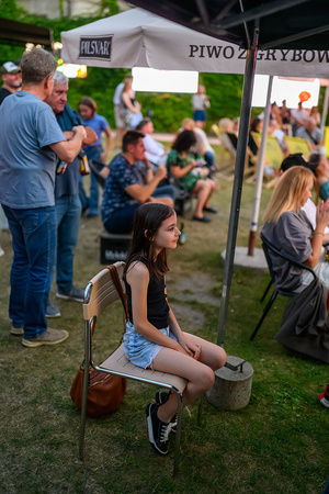 Rock na Starówce - Amfiteatralna publiczność podczas koncertu
