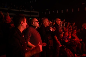 Koncert: John Porter - Helicopters'45 - Publiczność poderwana z foteli do wspólnej zabawy