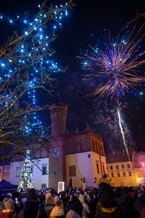 Sylwester na tarnowskim Rynku - Fajerwerki nad Rynkiem
