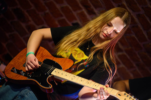 Koncert: SM Rock - Występ uczniów i nauczycieli szkoły S.M.Rock przy udziale publiczności.