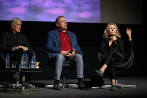 40. TNF: Prolog - Na scenie Marzenie (od lewej) Kaja Łuczyńska, Piotr Jaxa, Mikołaj Jazdon, Grażyna Szapołowska podczas spotkania z publicznością