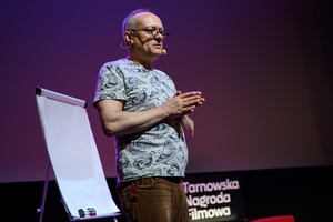 40. TNF: Dzień 6 (27.05.26) - Na scenie ilustrator książeczek o przygodach skarpetek - Daniel de Latour