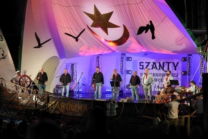 Szanty na Starówce: Dzień 2 - 40 Lat Bezanu - Koncert jubileuszowy