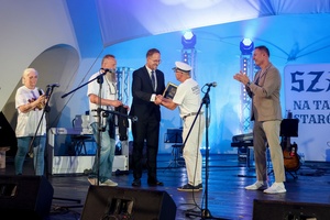 Szanty na Starówce: Dzień 2 - 40 Lat Bezanu - Koncert jubileuszowy