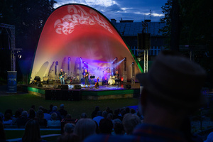 Koncert: Paragrafy i nuty - Last Jump na scenie tarnowskiego amfiteatru