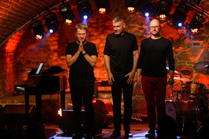 Jazzowa jesień w TCK: Piotr Wyleżoł Trio - Piotr Wyleżoł Trio na scenie Piwnic Tarnowskiego Centrum Kultury